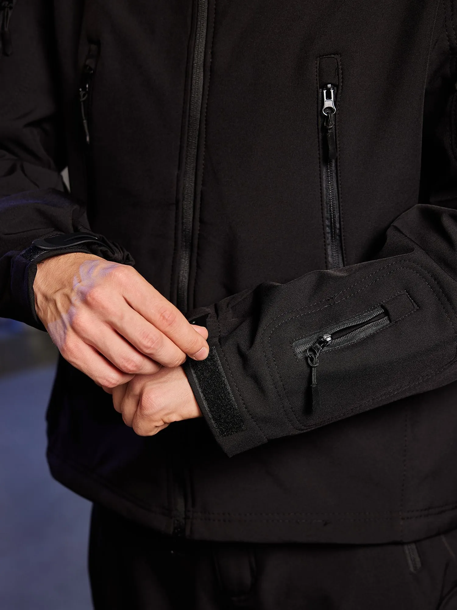 Костюм тактический Softshell на флисе (черный)