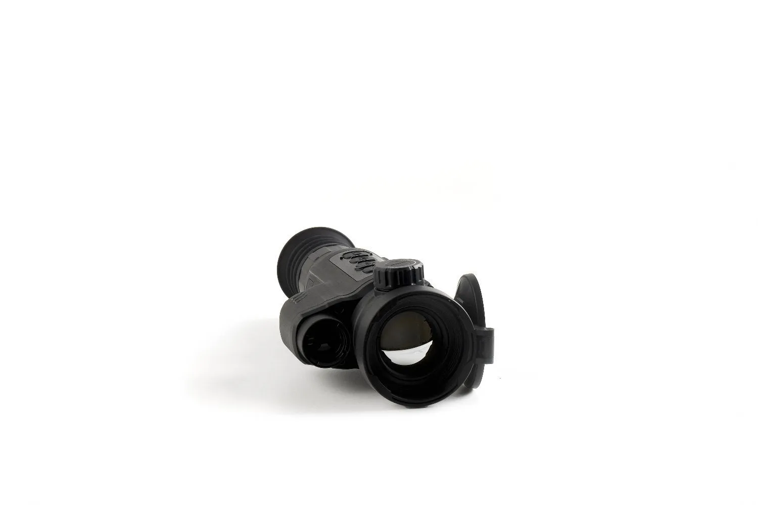 Тепловизионный прицел LY 335 LRF
