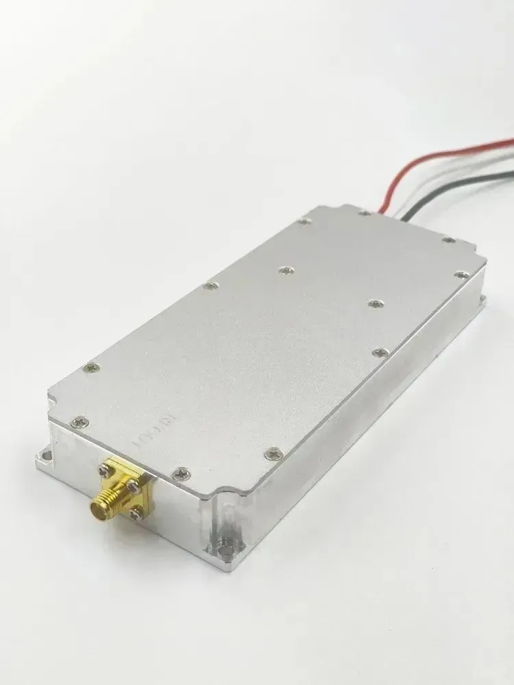 Генератор помех GaN 3150–5950 МГц