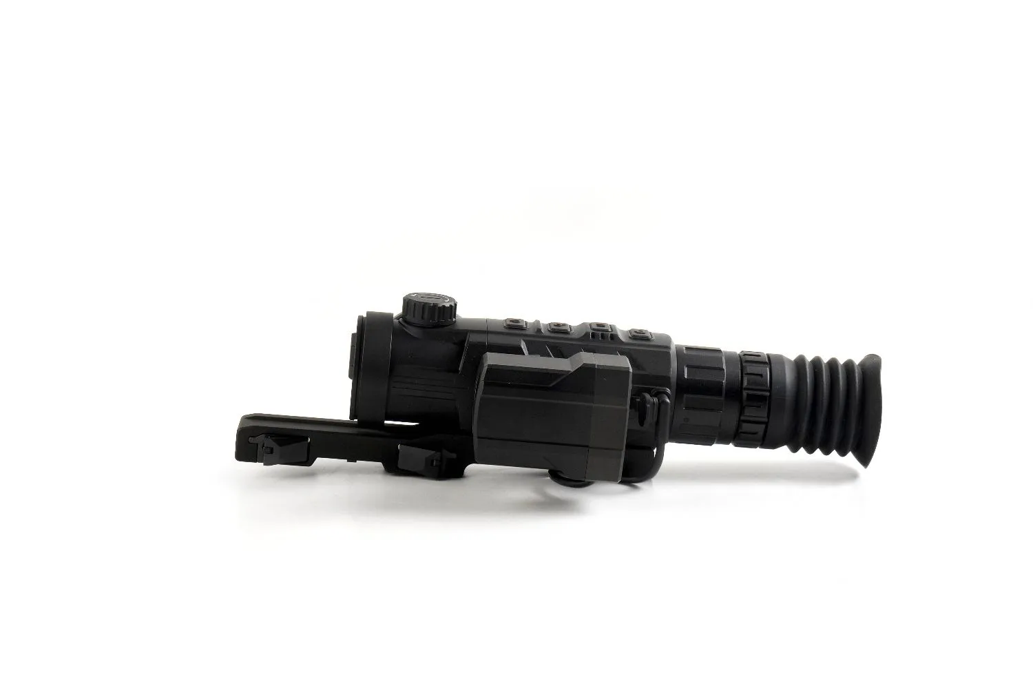 Тепловизионный прицел TL650 LRF (Rico RH50LRF)