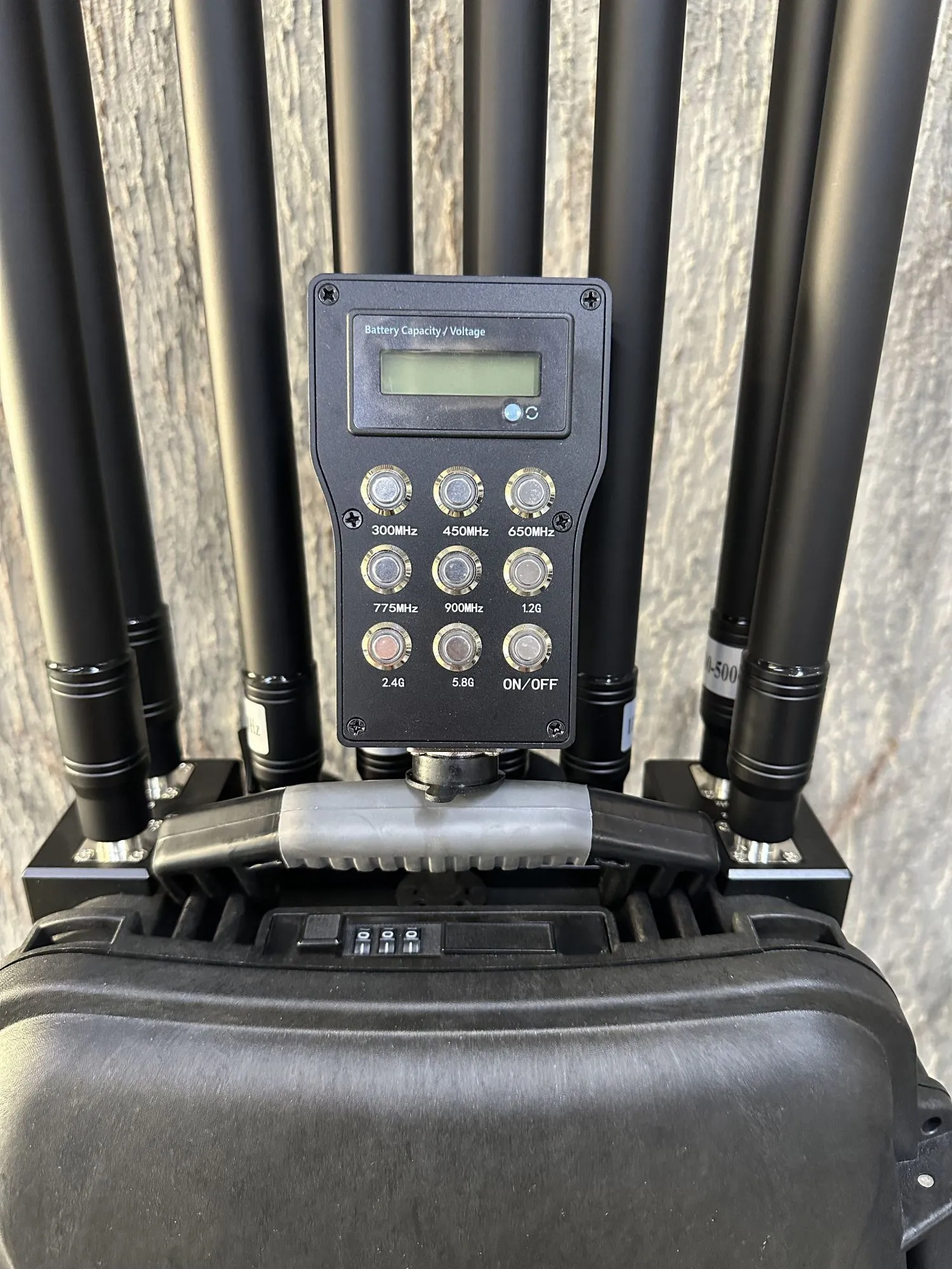Рюкзак РЭБ Гарпия CKJ-1708 Mobile 8 каналов вид спереди